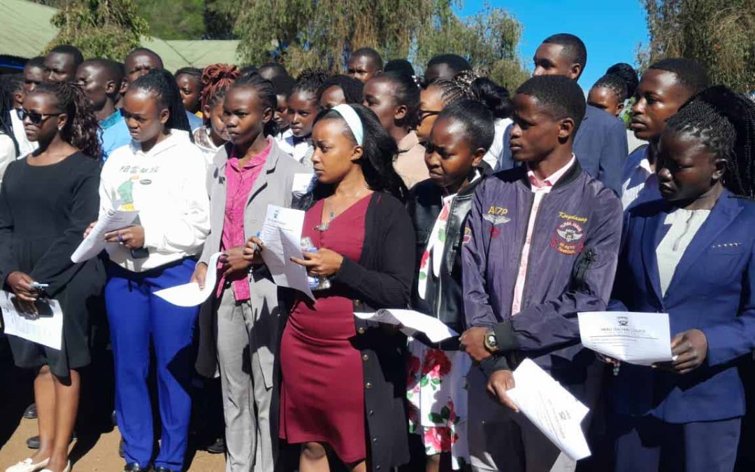 Students receive guidance ahead of the Microteaching Observation Exercise